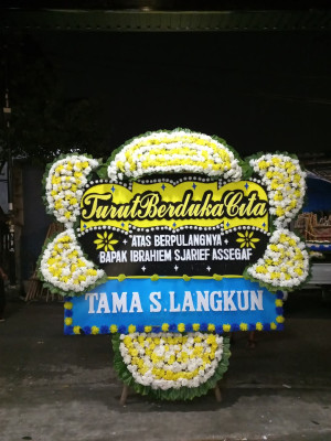 Papan Bunga Duka di Bebesen